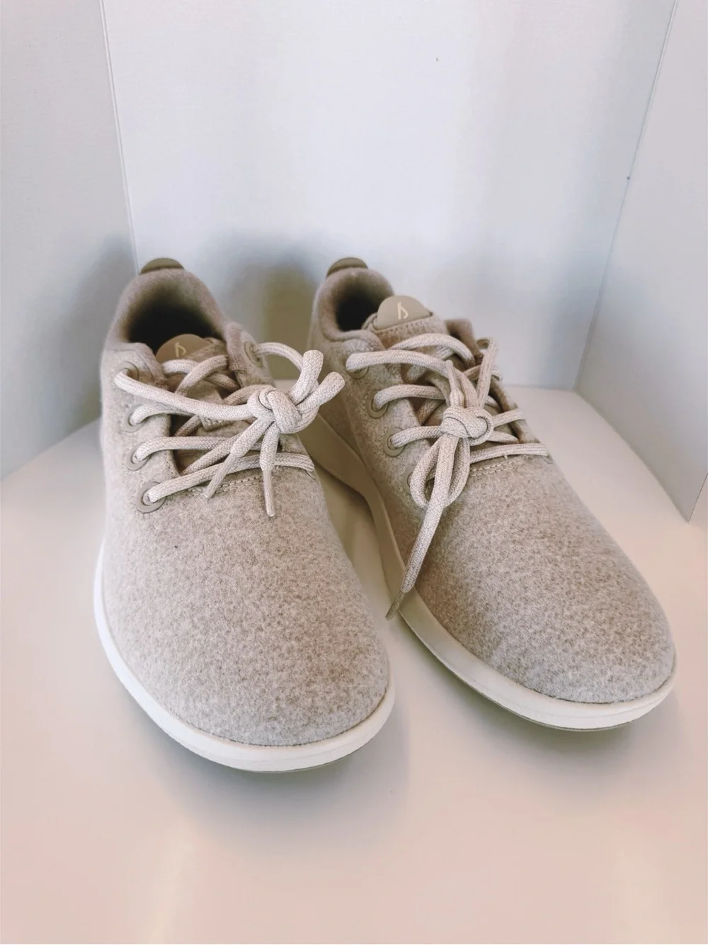 NWOT Allbirds Wool Runners Natural Light Beige Merino Wool Sneakers, Size 10